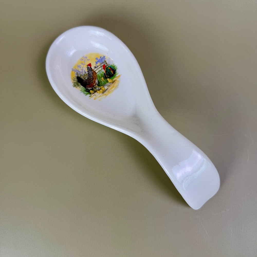 Vintage Farmhouse Rooster & Hen Spoon Rest | Ceramic Kitchen Decor